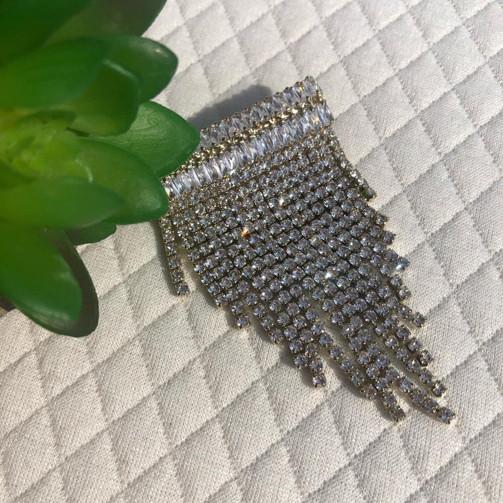 Beautiful dazzling sparkly brooch ✨